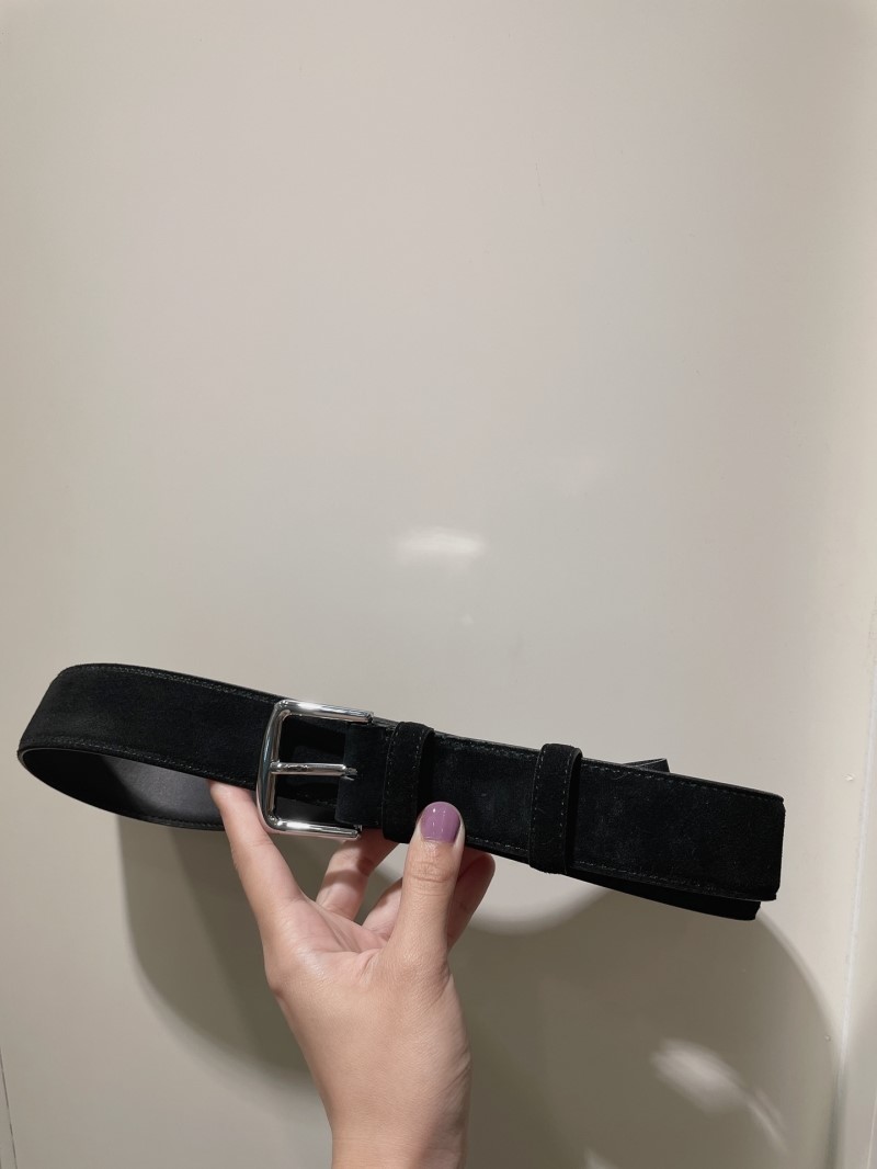 L0r0 P1ana belts